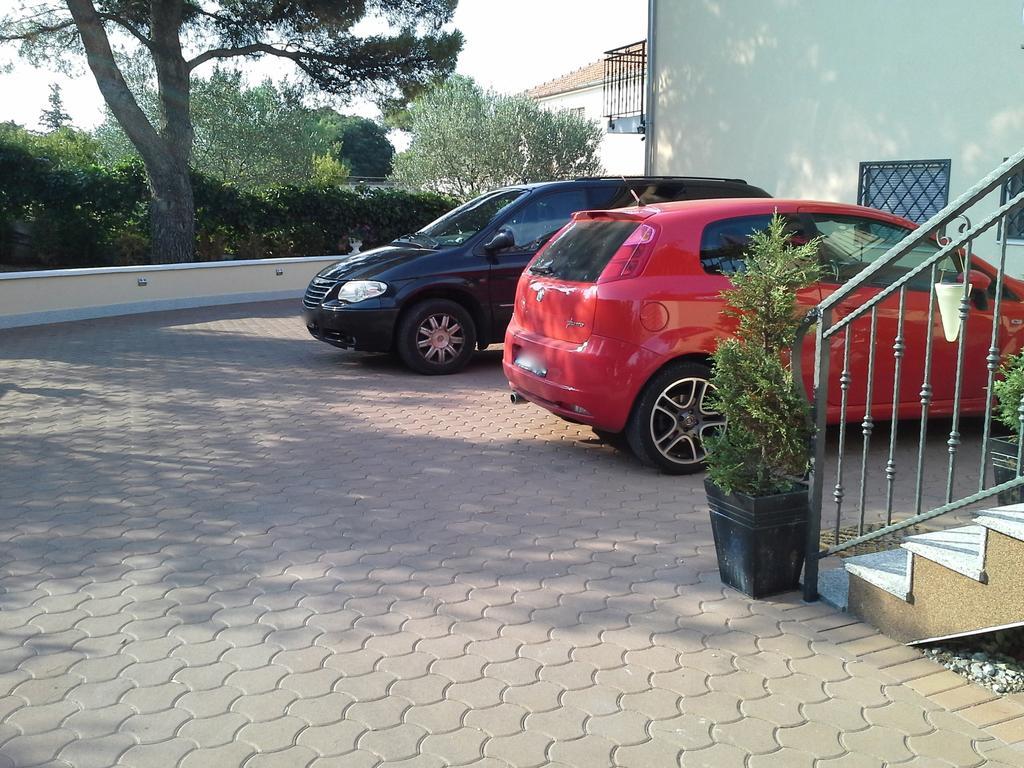 Holiday Home Villa Romantica Sveti Filip i Jakov Room photo